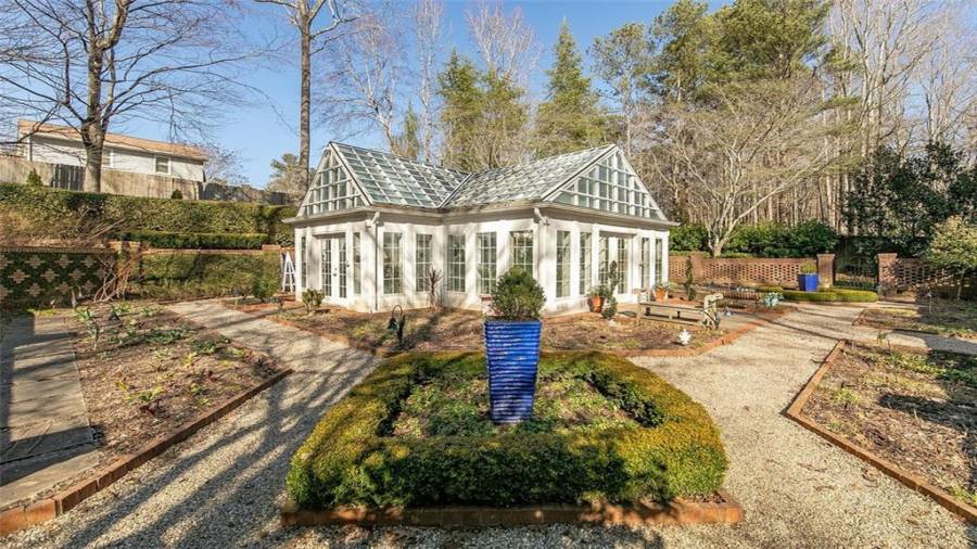 Climate Controlled Green House