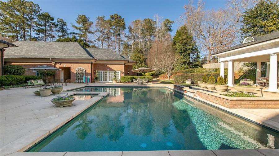 Heated Gunite Pool and Hot Tub