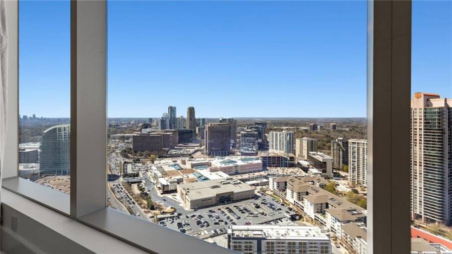 Third Bedroom With Ensuite Bath and Fabulous City And Sunset Views - On The West Side Of The Unit.